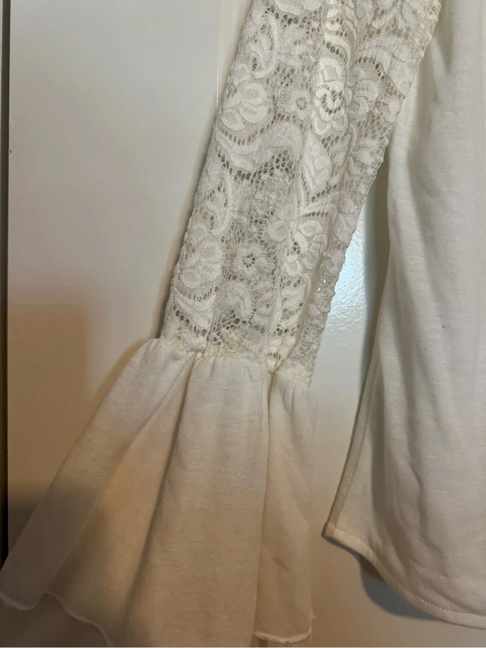 Joyfolie Mia Joy white lace Bowery top, Size 14